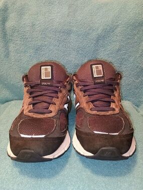 New Balance 990v4